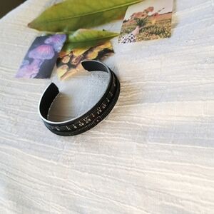 🎞️ ART CHIC 🎞️ VTG handmade, gender-neutral, Aperture Ring cuff, whimsygothic